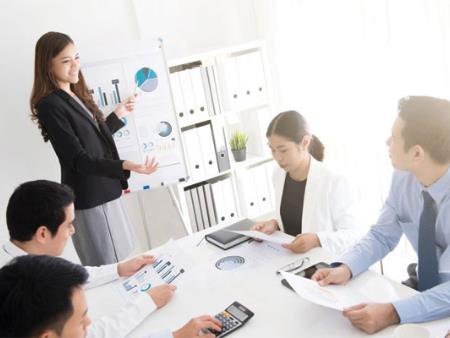 Bộ đàm JBL cho trường học – Giải pháp liên lạc nội bộ nhanh, an toàn, hiệu quả