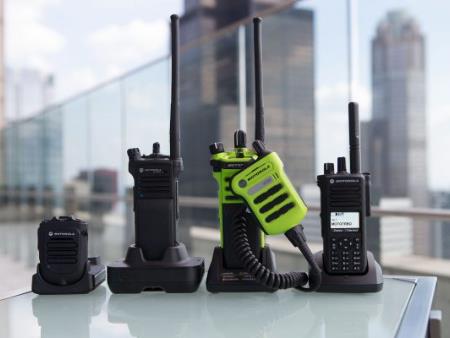 Bộ đàm là gì? Ứng dụng, ưu điểm và cách lựa chọn